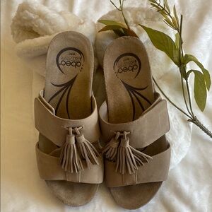 Abeo Beige Bzees Women's Sandals with Tassels